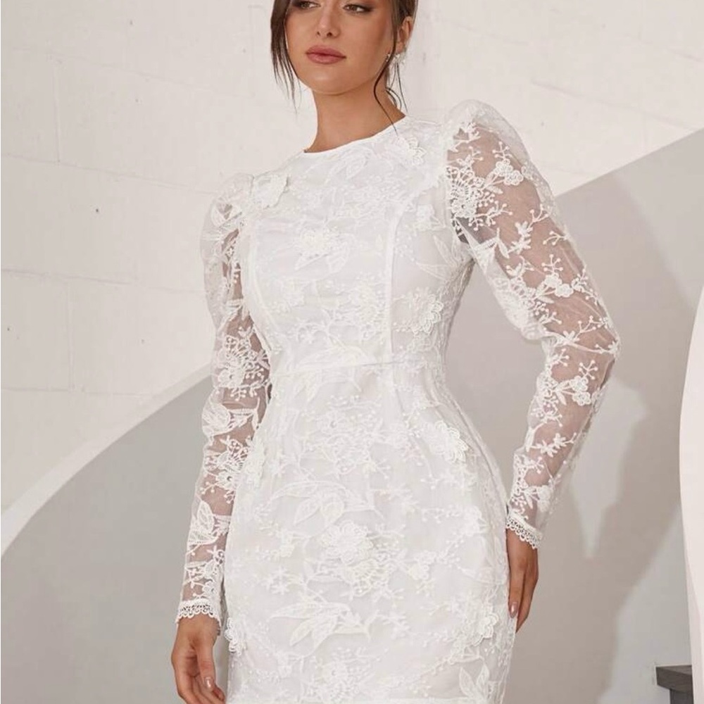 Modelyn Women's Round Neck Gigot Sleeve Fitted Elegant Lace Mini Dress